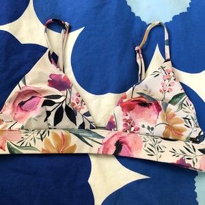 rip curl bikini top!